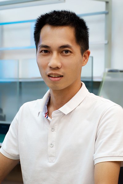 Jinhao Tang